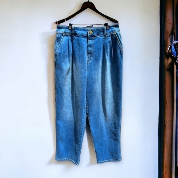 🌻Michael Kors Retro Pleated Super Soft Tapered Ankle Length Jeans Size 8 - Picture 1 of 11
